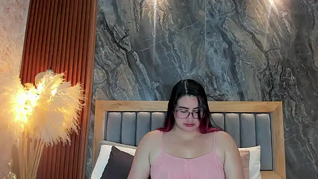 BellaPeers  online show from 11/07/25, 12:05