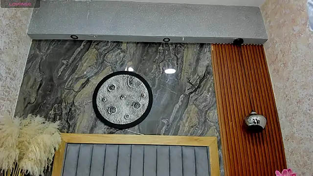 BellaPeers  online show from 04/23/26, 11:31