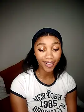 Shria107 online show from 12/03/25, 10:30