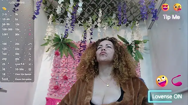 BLONDE SEXYHOT online show from 01/10/26, 10:06