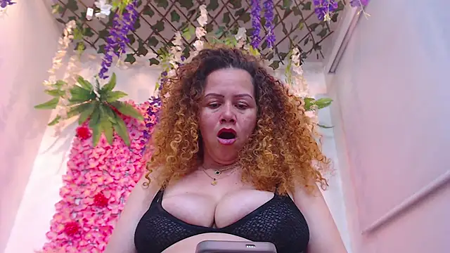 BLONDE SEXYHOT online show from 02/13/26, 10:28