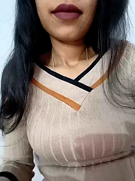 Snapshot of catreena chatting on 01/23/25, 07:51 catreena online show from 01/23/25, 07:51