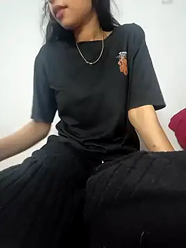Snapshot of catreena chatting on 02/16/25, 06:54 catreena online show from 02/16/25, 06:54
