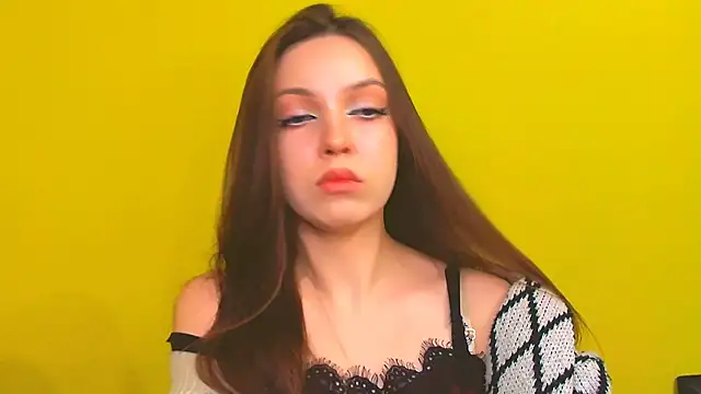 Snapshot of miss_merciless_ chatting on 11/23/25, 02:06 miss merciless online show from 11/23/25, 02:06