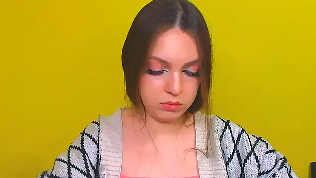 Snapshot of miss_merciless_ chatting on 11/25/25, 02:39 miss merciless online show from 11/25/25, 02:39