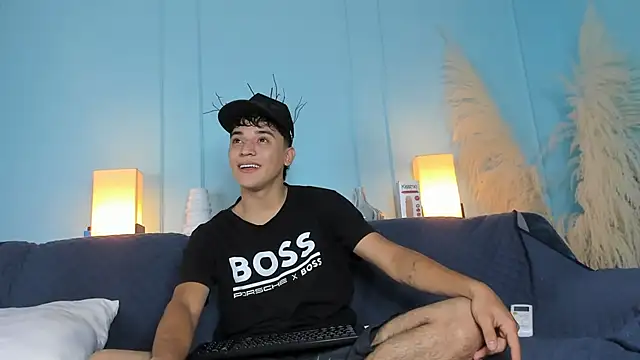 Snapshot of Austin_Cardieff chatting on 03/12/25, 03:35 Austin Cardieff online show from 03/12/25, 03:35