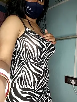 Snapshot of wild_bong_queen chatting on 12/28/24, 05:25 wild bong queen online show from 12/28/24, 05:25