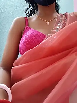 Snapshot of wild_bong_queen chatting on 09/09/25, 10:37 wild bong queen online show from 09/09/25, 10:37