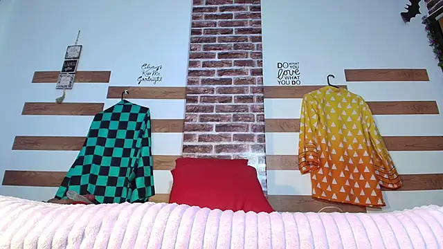 sofia fer online show from 11/19/25, 02:33