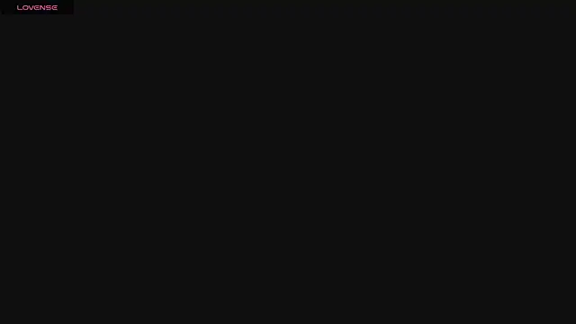 Snapshot of April_Scarlett chatting on 05/27/26, 01:35 April Scarlett online show from 05/27/26, 01:35