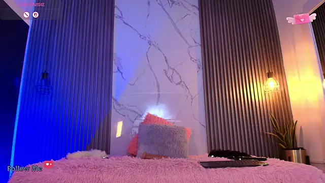 Iamvictoria06 online show from 10/25/25, 07:41