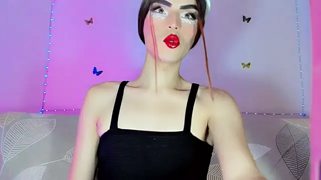 TatiGil online show from 06/06/26, 08:46