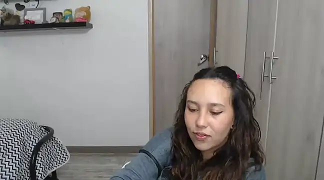 Skarlet Adams28 online show from 01/10/25, 10:57