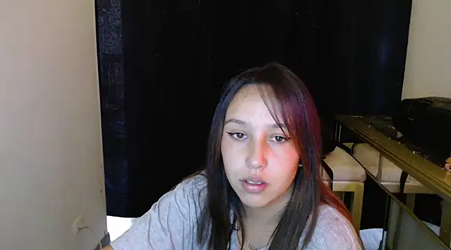 Skarlet Adams28 online show from 01/16/25, 09:51