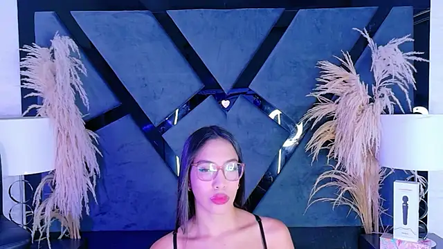 KylieWhite online show from 10/25/25, 01:40