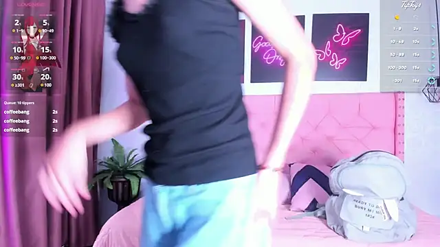 Snapshot of Hannys__cabernet chatting on 12/22/24, 10:17 Hannys cabernet online show from 12/22/24, 10:17