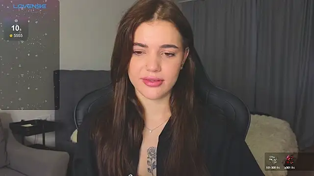 adrianawow1 online show from 10/12/25, 02:54