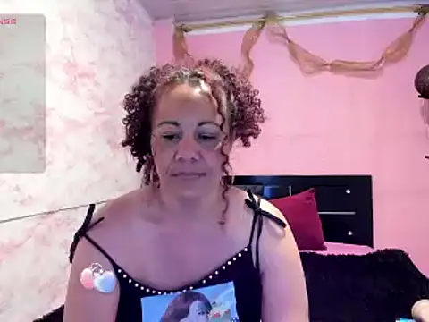 Snapshot of Brunette_sasha chatting on 03/04/25, 11:29 Brunette sasha online show from 03/04/25, 11:29