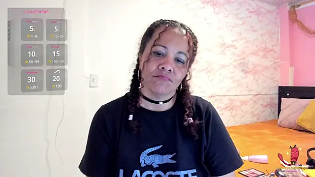 Snapshot of Brunette_sasha chatting on 03/22/25, 12:39 Brunette sasha online show from 03/22/25, 12:39