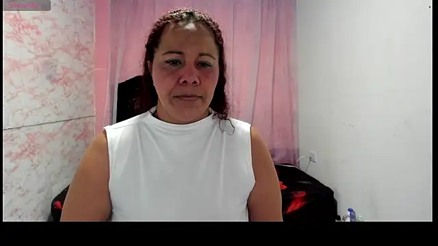 Snapshot of Brunette_sasha chatting on 05/21/26, 12:23 Brunette sasha online show from 05/21/26, 12:23