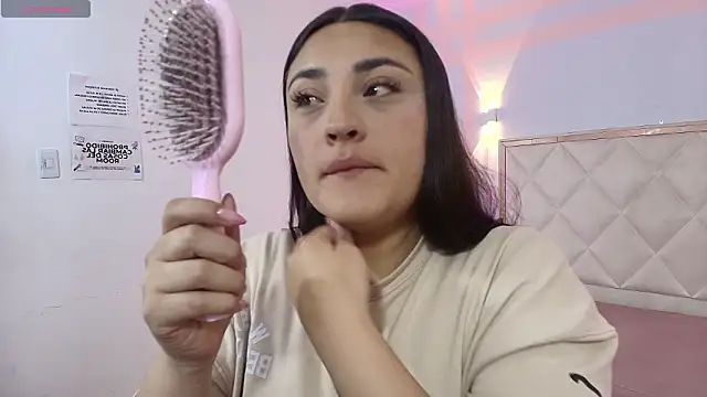 Brendda tay online show from 02/18/26, 03:35