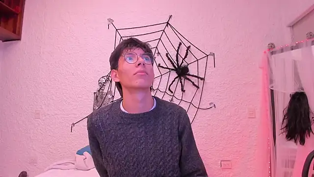 alexandersawyer online show from 10/04/25, 04:21