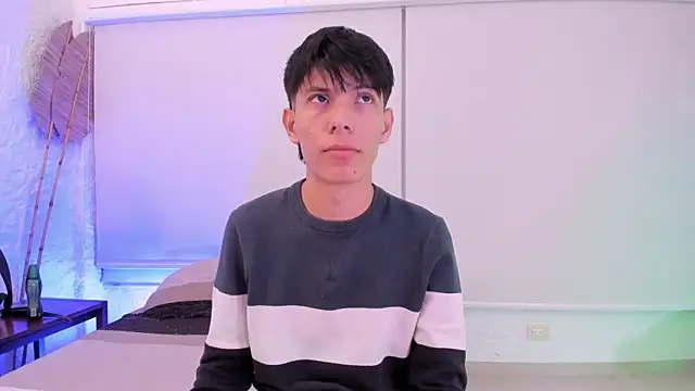 alexandersawyer online show from 10/24/25, 03:58