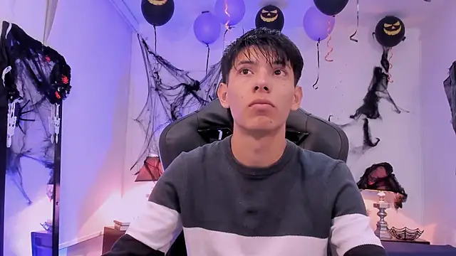 alexandersawyer online show from 10/31/25, 12:50