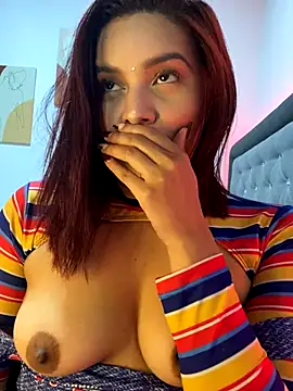 Melanyprada online show from 10/30/25, 04:14