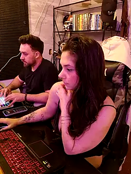 CoelhinhaGostosa online show from 11/22/25, 05:50