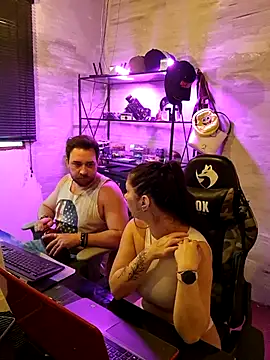 CoelhinhaGostosa online show from 03/12/26, 05:19