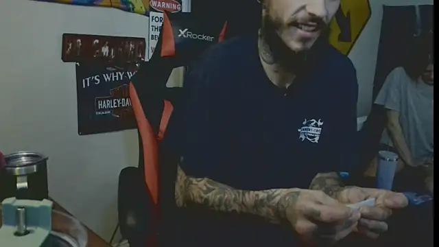 XMeF10 online show from 03/15/25, 07:20