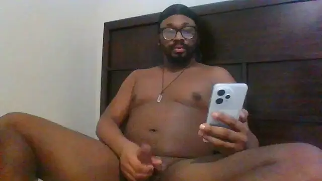 Snapshot of Hotcock100 chatting on 11/29/25, 10:02 Hotcock100 online show from 11/29/25, 10:02