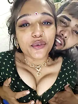 Snapshot of Dirty_couple_11 chatting on 02/14/25, 07:44 Dirty couple 11 online show from 02/14/25, 07:44