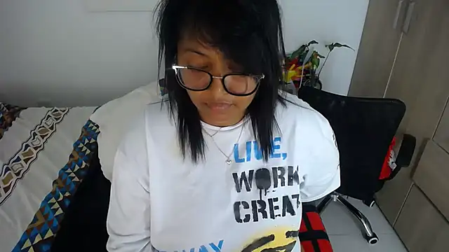 miajoseph  online show from 01/18/25, 08:20