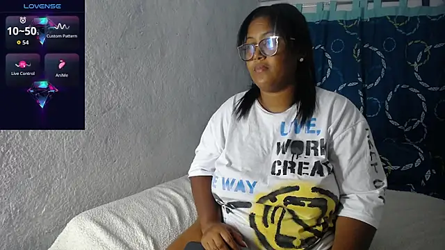 miajoseph  online show from 04/30/26, 03:24