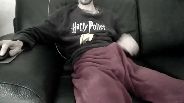 Snapshot of passif520 chatting on 11/04/25, 10:58 passif520 online show from 11/04/25, 10:58