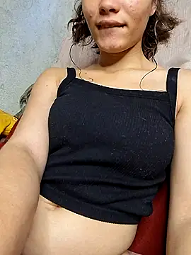 Snapshot of HelenHoltz chatting on 09/09/25, 01:43 HelenHoltz online show from 09/09/25, 01:43