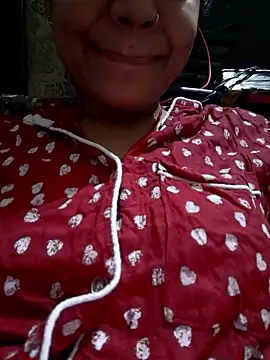 Snapshot of Avantika19 chatting on 03/31/26, 09:43 Avantika19 online show from 03/31/26, 09:43