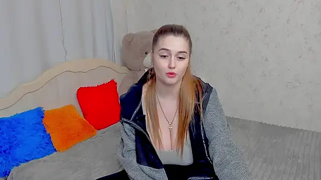 Snapshot of Nika_tailor chatting on 12/30/24, 10:53 Nika tailor online show from 12/30/24, 10:53