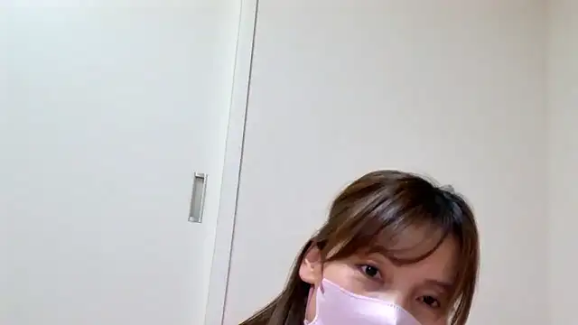 caro-caro online show from 11/09/25, 04:38