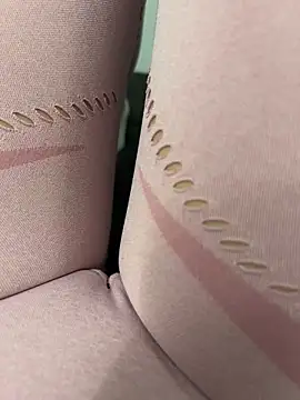 Snapshot of anyAna21 chatting on 12/03/24, 03:00 anyAna21 online show from 12/03/24, 03:00