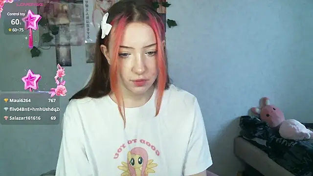 Snapshot of SweetieMollyy chatting on 03/13/25, 10:26 SweetieMollyy online show from 03/13/25, 10:26