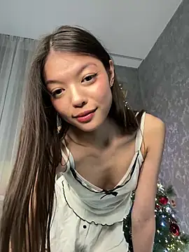 Snapshot of DesiredHoney chatting on 01/05/25, 06:24 DesiredHoney online show from 01/05/25, 06:24