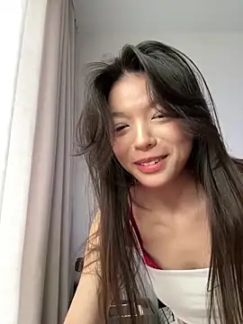 Snapshot of DesiredHoney chatting on 03/02/25, 10:35 DesiredHoney online show from 03/02/25, 10:35