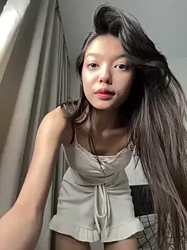 Snapshot of DesiredHoney chatting on 03/02/25, 06:40 DesiredHoney online show from 03/02/25, 06:40