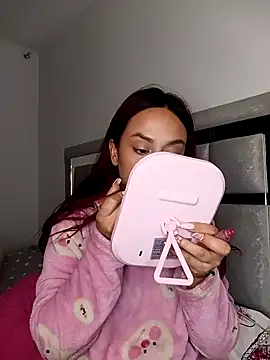 Emiily Bills online show from 04/29/26, 07:01