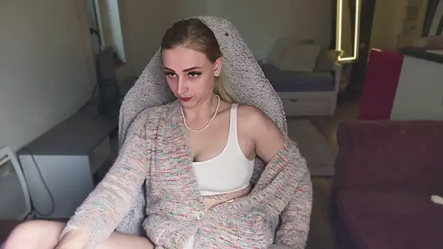 ce leste   online show from 02/16/25, 04:32