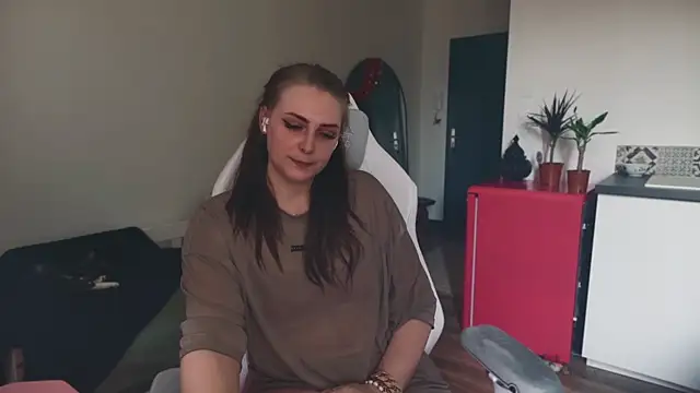 ce leste   online show from 03/07/26, 08:44