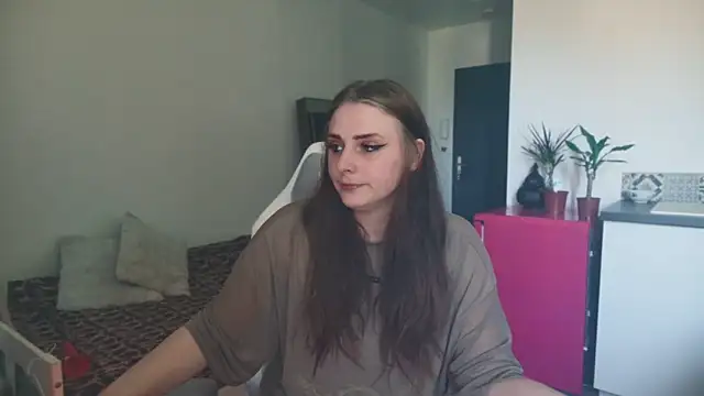 ce leste   online show from 04/17/26, 11:57